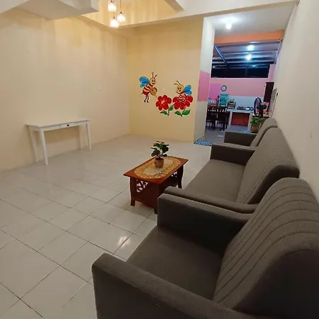 Wafiy Homestay Macang Exterior photo